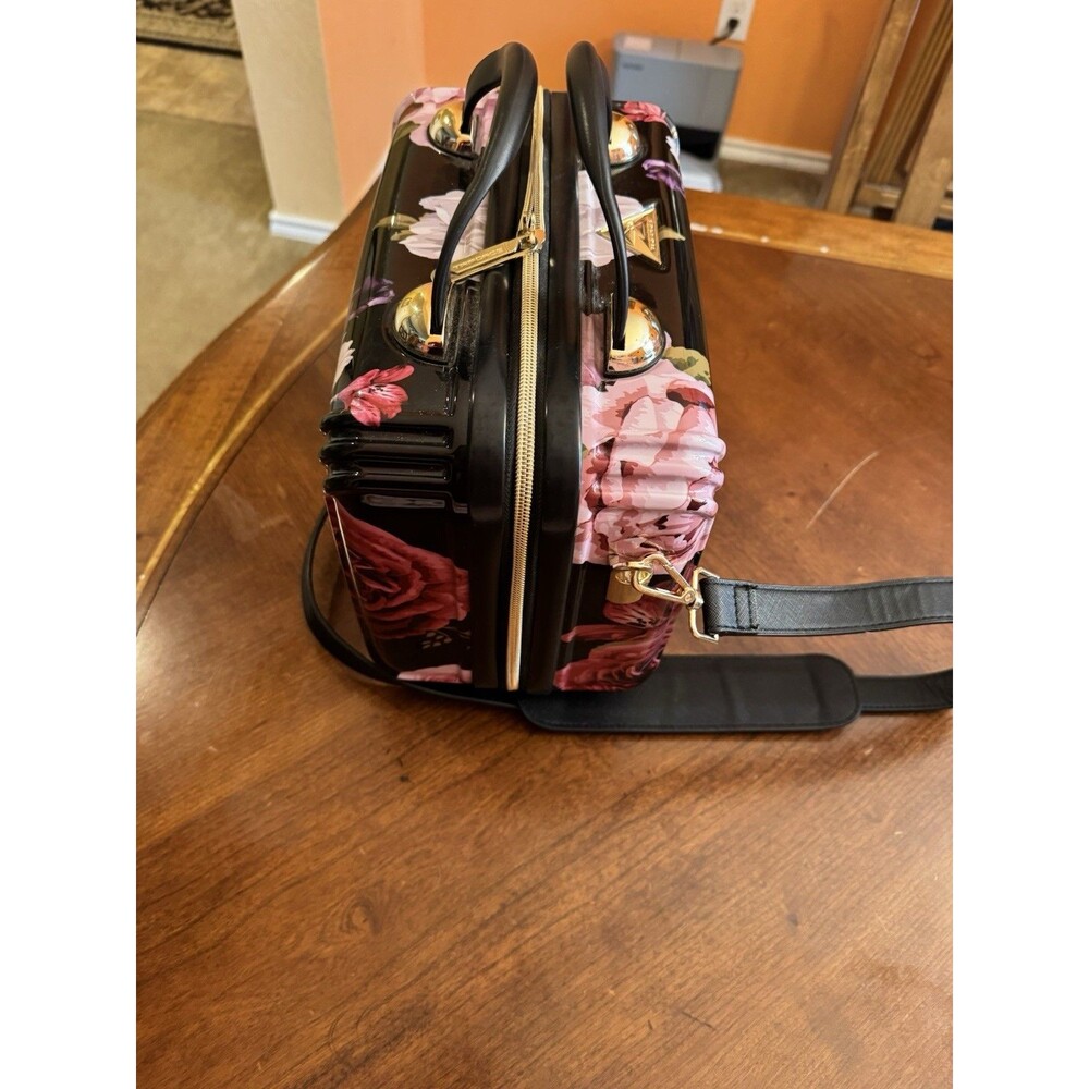 Triforce Elite Hardside Travelware Beauty Case Luggage Versailles Floral Strap - Picture 3 of 7